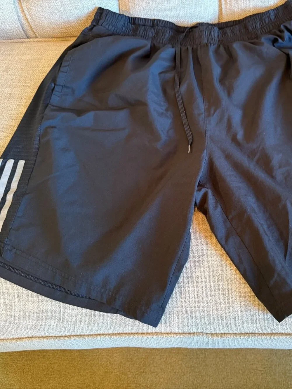 Men's Adidas Own The Run Running Shorts - Size XL - Black